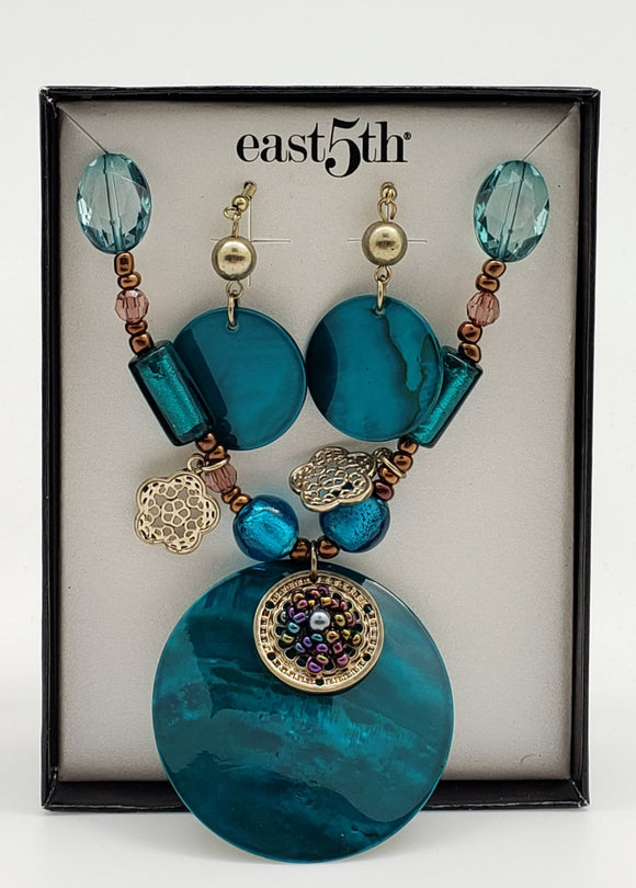 east 5th Turquoise acrylic Necklace & Earring Gift Set