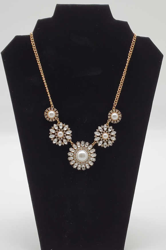 Gold Color Flower Featuring Stones Necklace